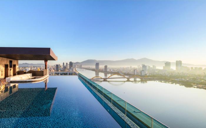 TUI BLUE Han River - 10 Minutes from Da Nang Airport & 07 Minutes Walk to Dragon Bridge