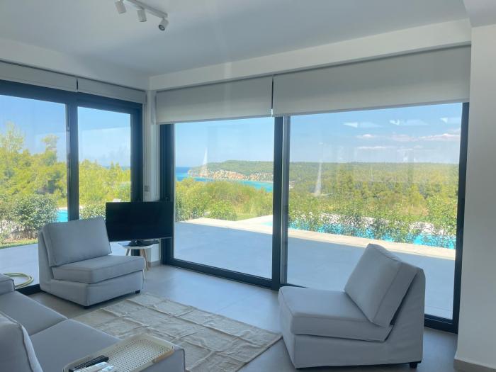 Elani Hill Retreat