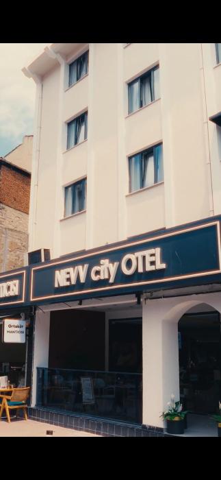 Nevv City Hotel