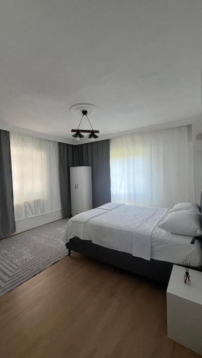 Detached Duplex for Daily, Weekly, Monthly Rental