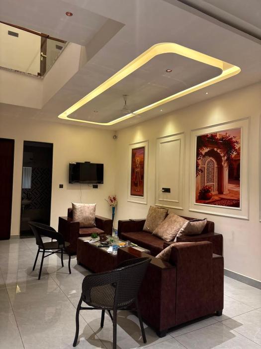 Private 6 BHK villa in udaipur