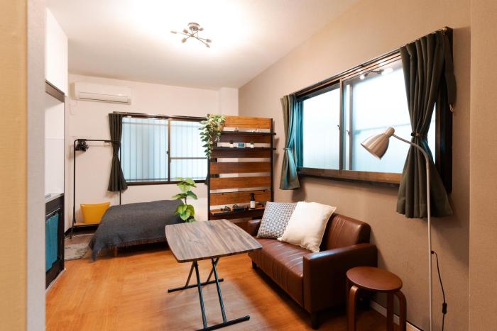 Osaka Petite Tanuki Inn Neyagawa