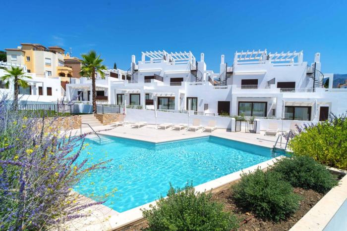 Villas de Punta Lara 18 by Casasol - Mediterranean Villa for 4 People with Solarium, Nerja