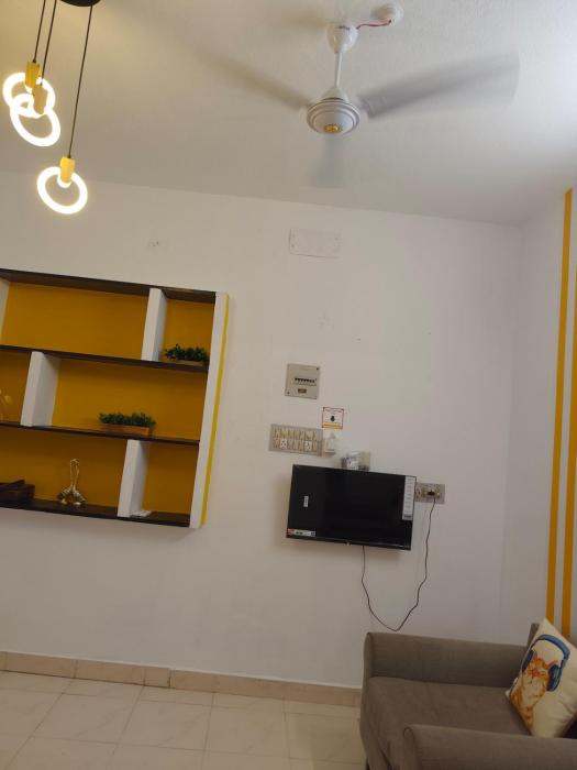 Lively 2 BHK FF Main Town Area - Fig