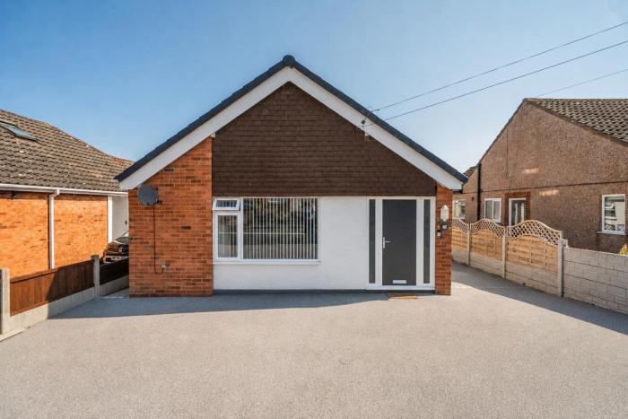 3-Beds Sleeps 6 Walking distance to Castle & Town