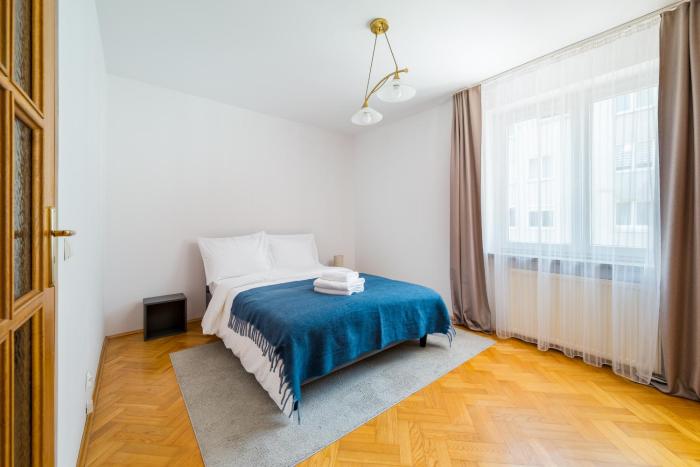 Metro Stokłosy Homely Apartment by BookingHost