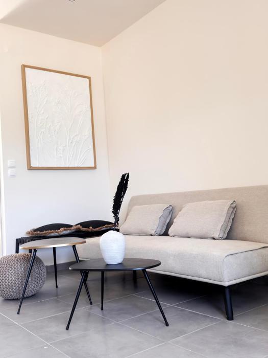 Oliviera Calm Home - 7 Min Walk to Beach View, Pool