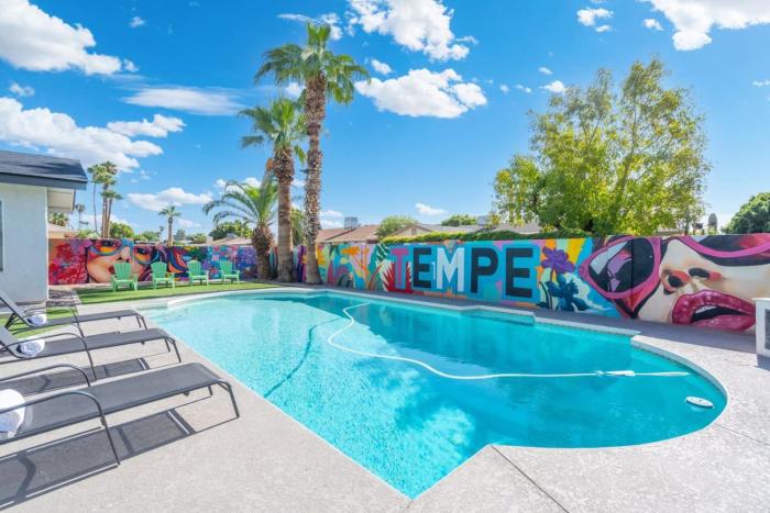 Central Tempe Gem Mural Art Garage Near Freeway
