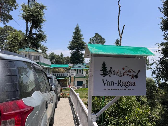 Van Ragaa