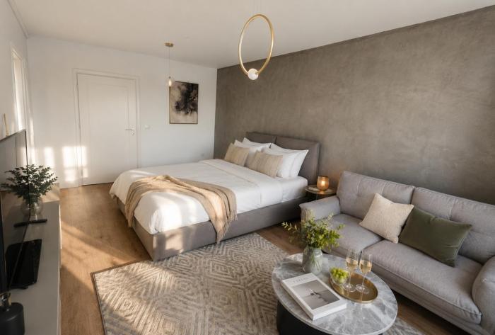 Ivory Residence Studio with Park View & Paid Parking