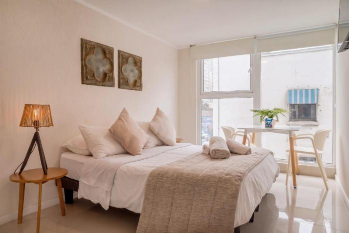 Cozy City Stay in Downtown Santiago for 2