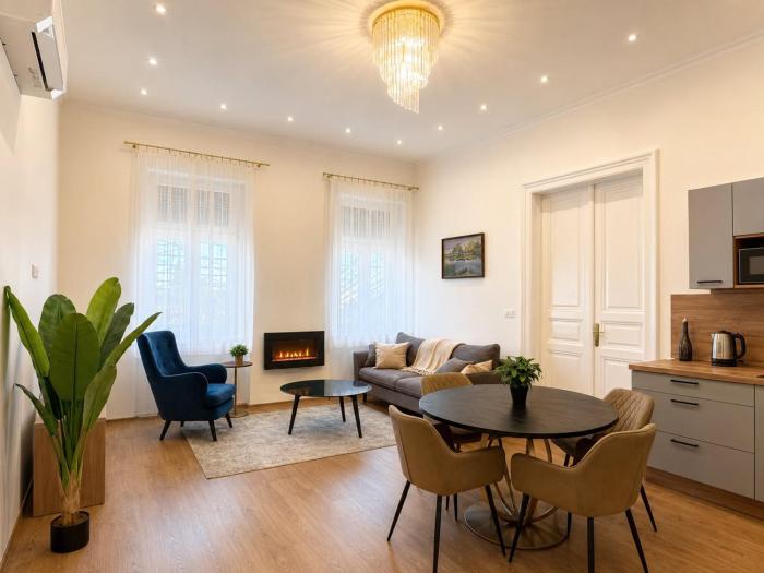 Westend Luxury Apartment