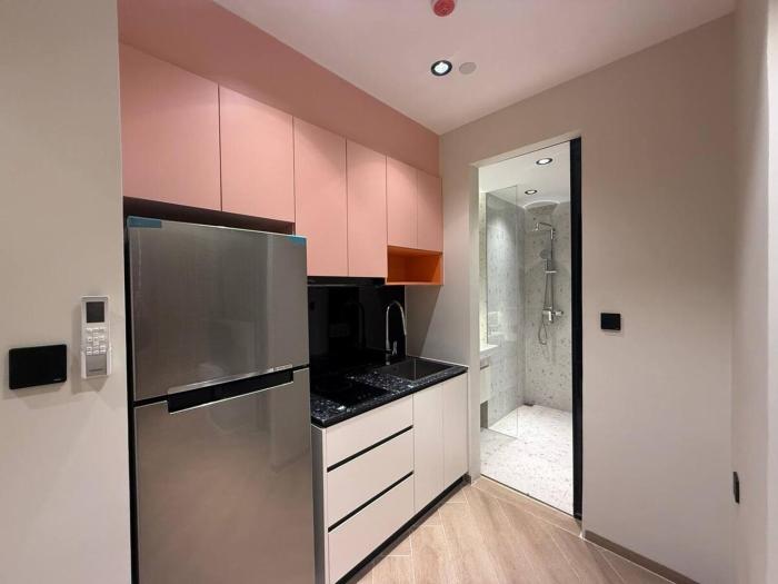 Stylish Modern Apartment in Heart of Phnom Penh