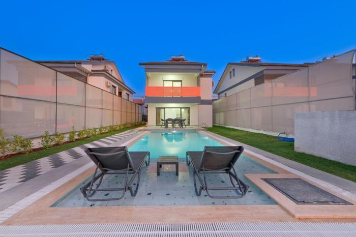 Villa with Jacuzzi for Honeymoon and Vacation block E