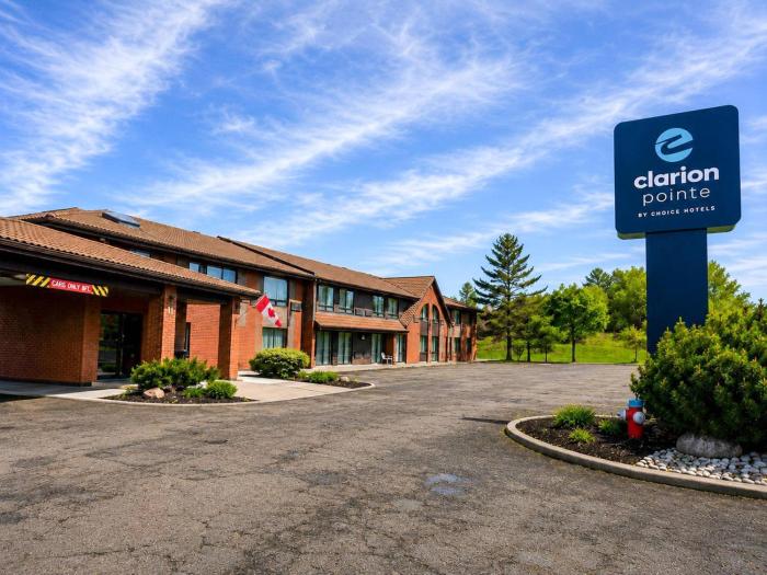 Clarion Pointe