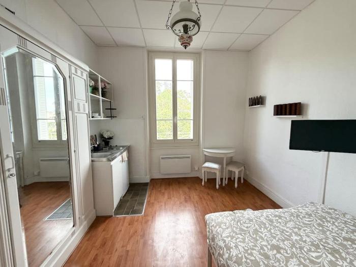 Studio plein centre et parking