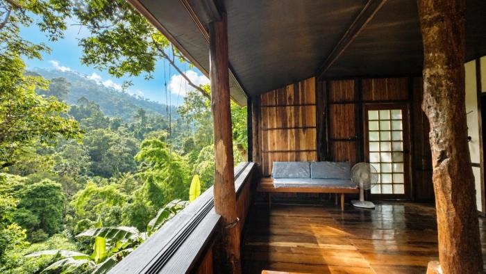 MORI KAWA Mori 2 Nature Retreat with Bathtub