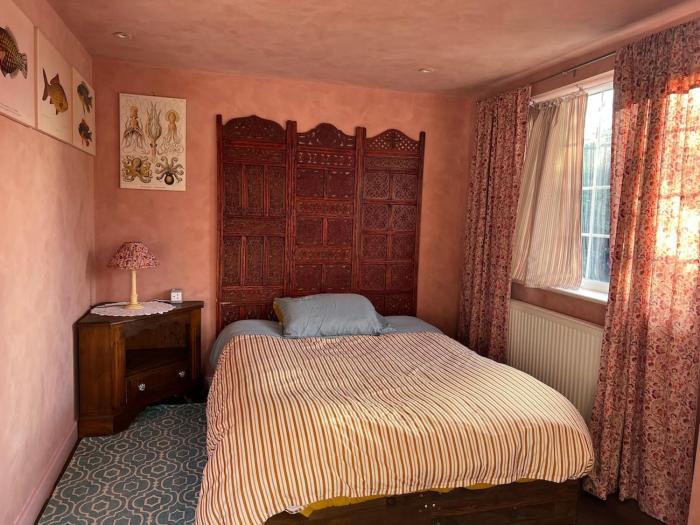 Studio flat in the Stour Valley