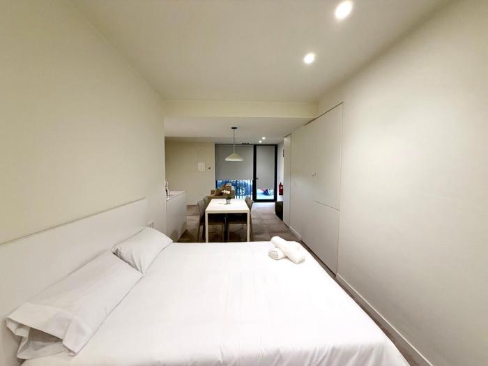 Convenient Valencia Studio Near Nou Mestalla & Metro