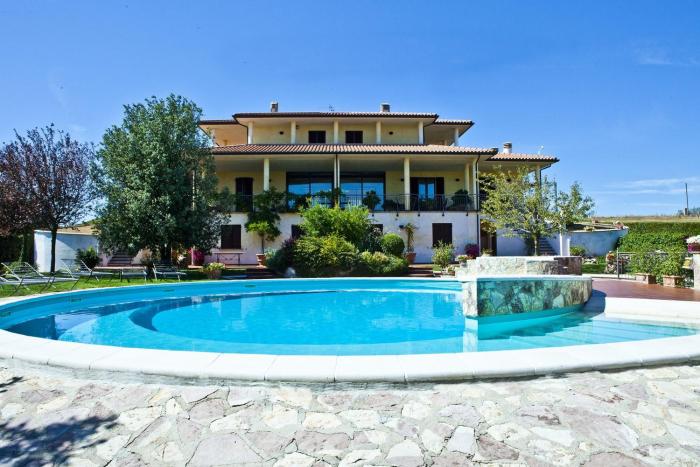 Villa Rita Umbria - Country Villa with Pool