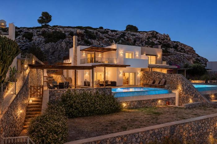 Miranda Infinity Pool Villa