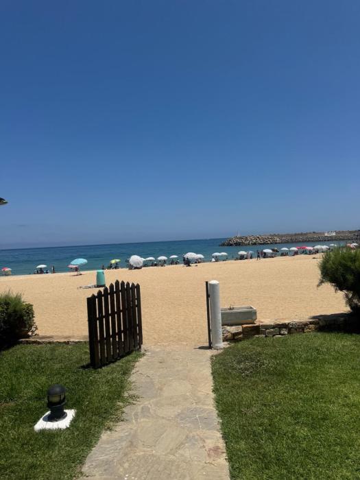 Beach access in Kabila plage !