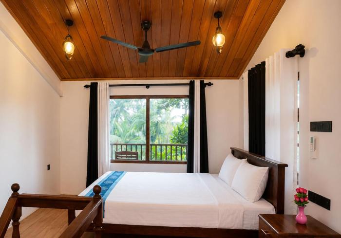 Solanaa Point - Villa & Loft Hiriketiya