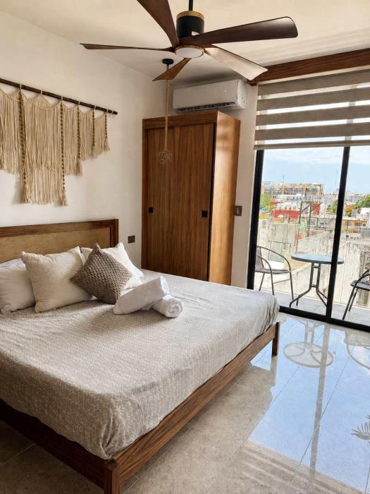 Quiet Studio w Rooftop Pool near DAC Market