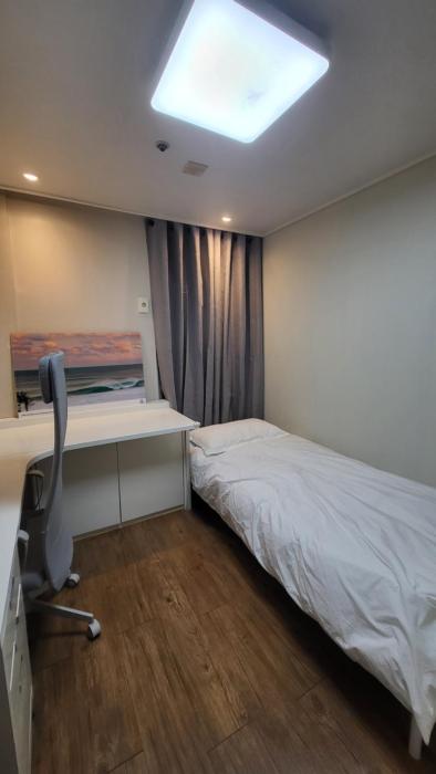 The Mono, 3min walk from Sinchon Station Line2, Entire Private Studio #신촌 #연대 #홍대