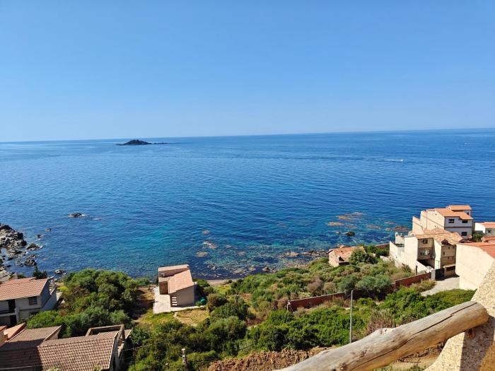Appartement fraichement rénové à Tazeboujt Bejaia - Tout proche de la mer