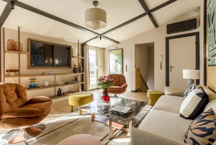 Beautiful Apartment Near Subway