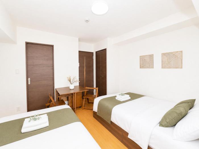 Osaka Urban Residence Awaza
