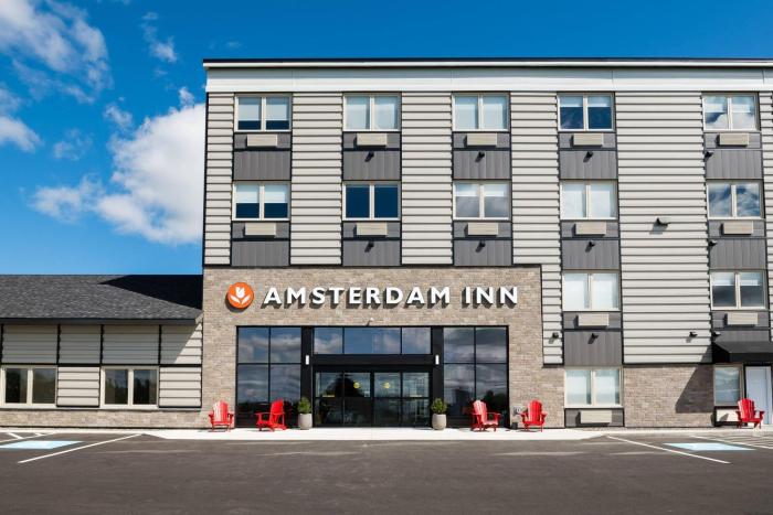 Amsterdam Inn & Suites, an Ascend Collection Hotel
