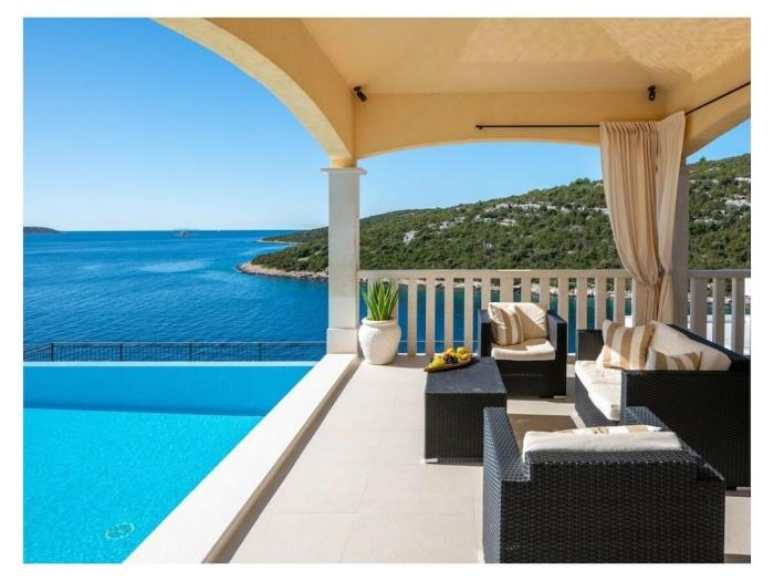 Villa Vese Vitez with heated pool