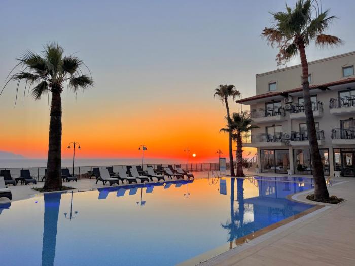 Altamare Hotel