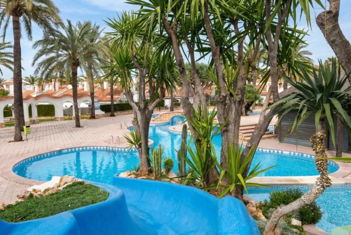 Denia Beach Stay with Pool