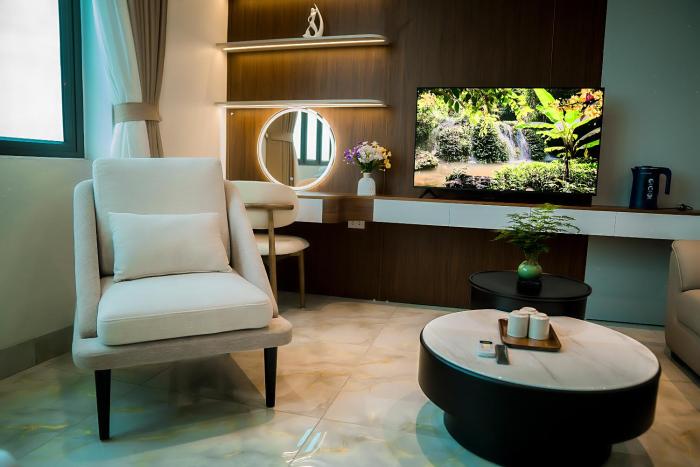T&T Luxury Hotel Đồi Ngô