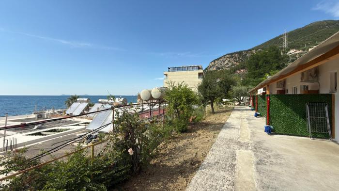 Fredi Seaview Rooms