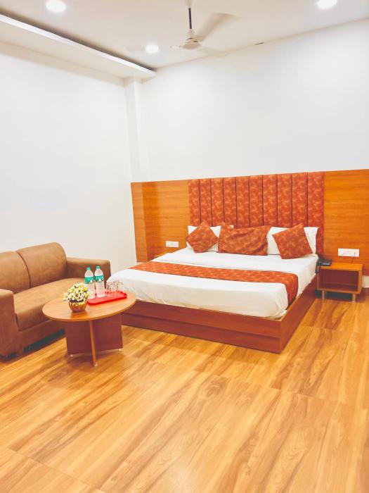 Hotel Grand Royal Sandhu
