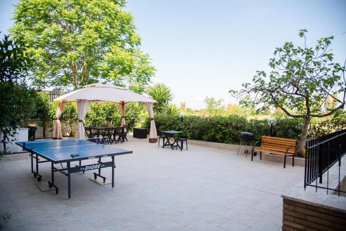 The GreenDen terrace, BBQ & table tennis