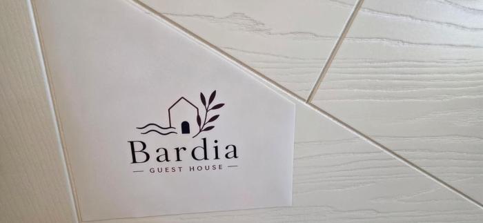Bardia Guest House