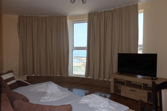 goldenseaview apartment 2