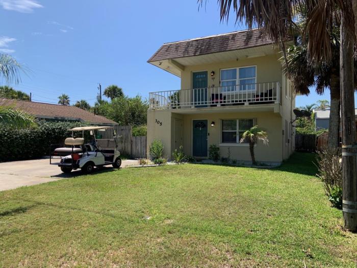 Jasmine Beach Loft Flagler Beach - 2 Blocks to the Beach!