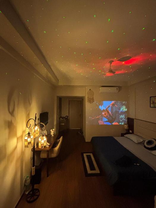 Private Cinema AirNest Near Expo Mart