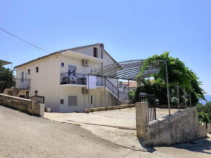 Apartments with WiFi Primosten Burnji, Primosten - 27862