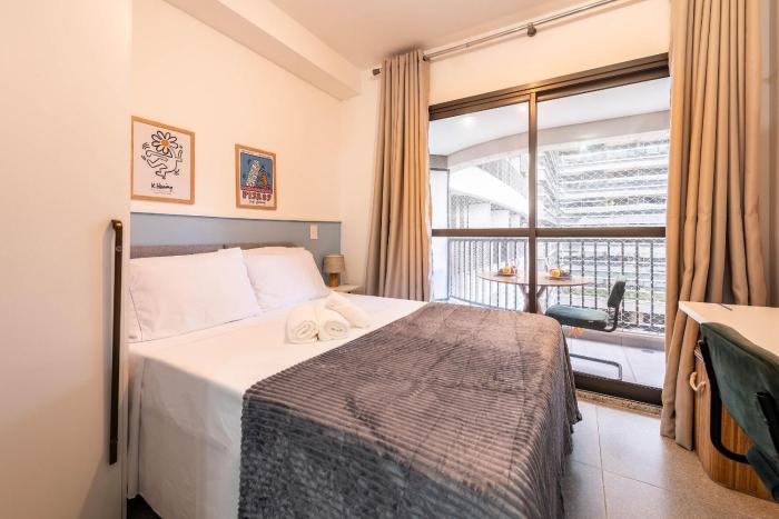 BHaus Setin Republica - Studio com Varanda - 4o andar - Centro SP - Lavanderia Pay per use - Academia - Coworking - Piscina - Em Frente ao Metrô - sr41