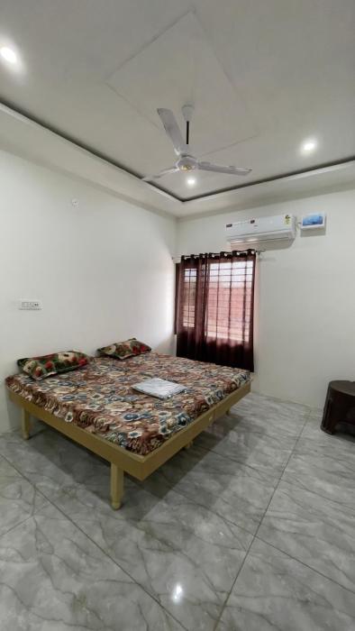 Chaudhary GuestHouse