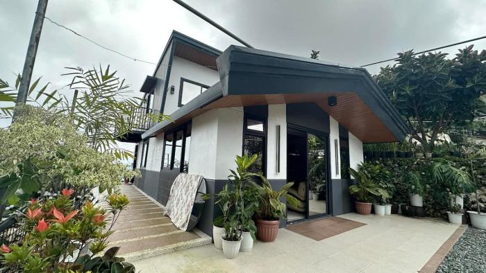 Cozy Mountain Guesthouse in La Trinidad, Benguet