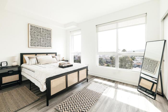 Modern Stay Hollywood