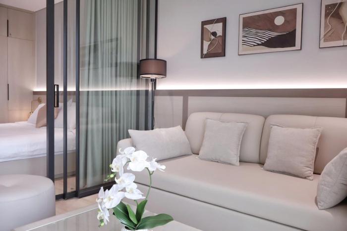 Ocean Luxury by The Holiday